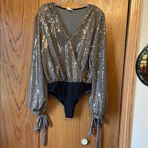 Peach Love California Black and Gold Bodysuit